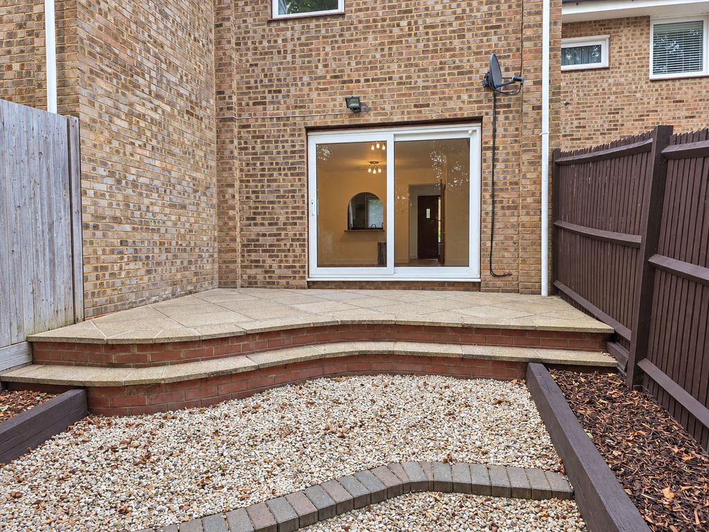 Walkham Close